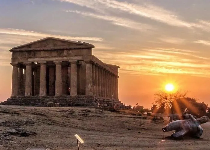 بيت للعطل La Casuzza Del Borgo *